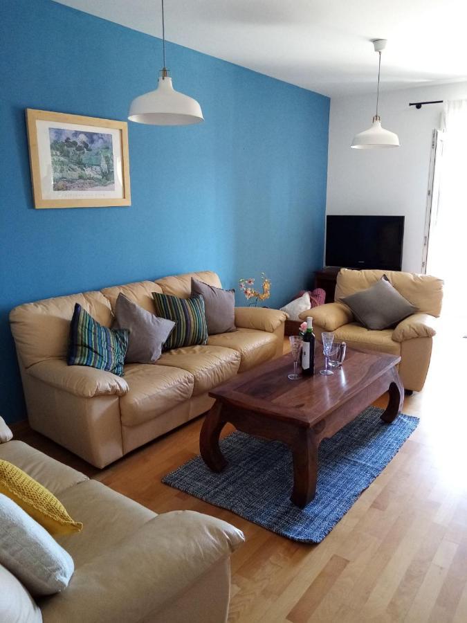 Apartman Mikola With Sea View Trogir Eksteriør bilde