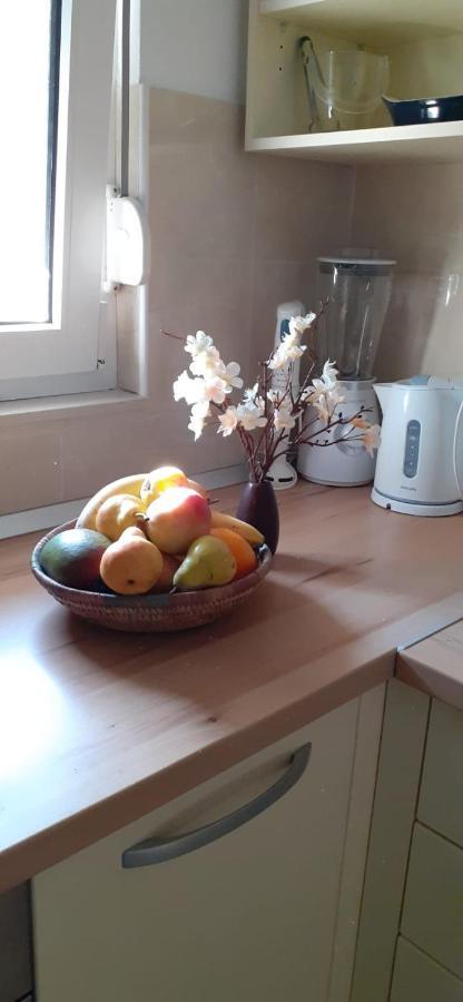 Apartman Mikola With Sea View Trogir Eksteriør bilde