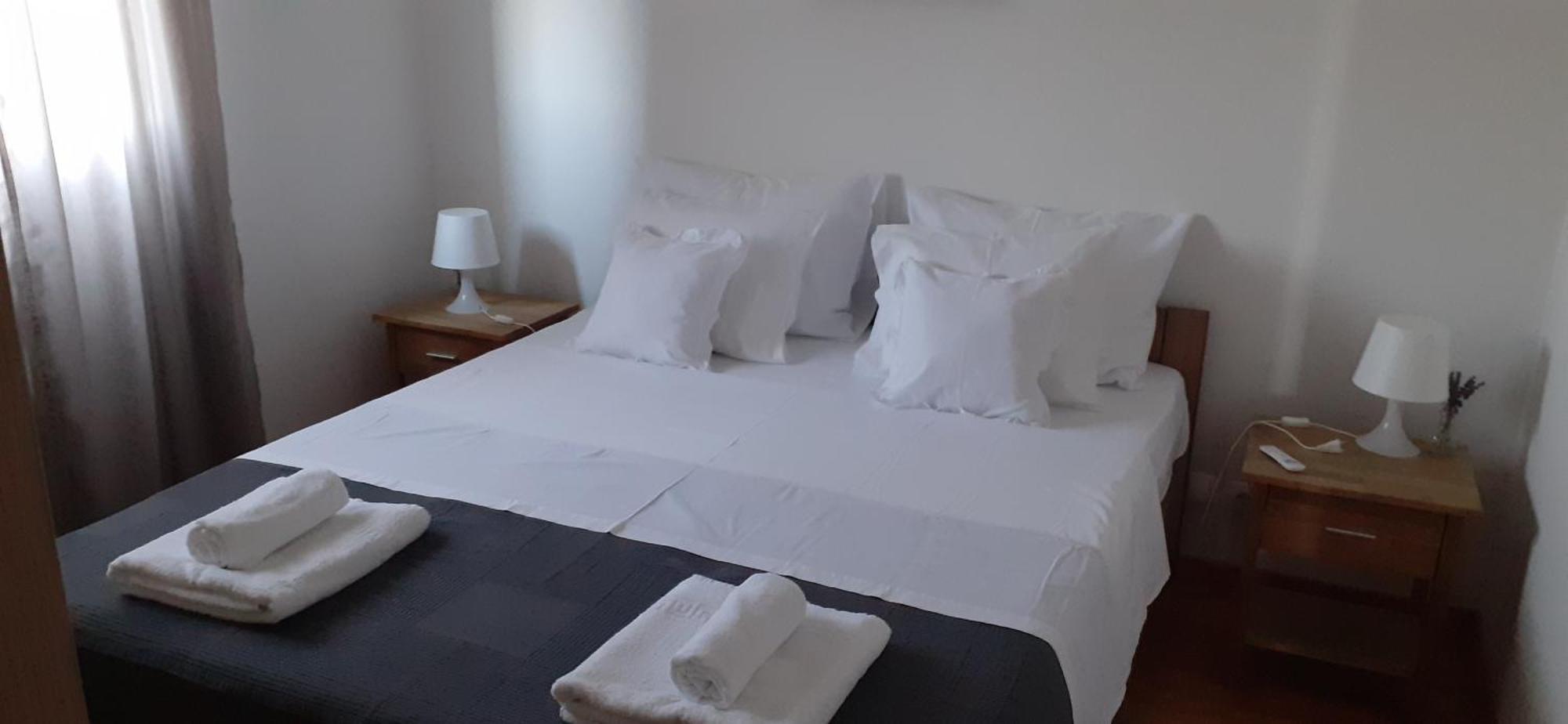 Apartman Mikola With Sea View Trogir Eksteriør bilde